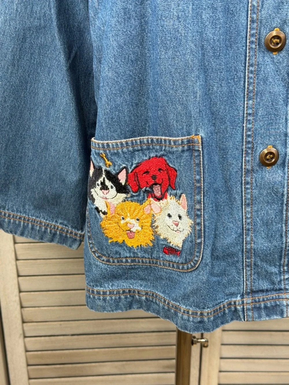 BLAIR Vintage Denim Chore Jacket with Embroidered Cats/Dogs on Pockets-Large - Picture 2 of 4